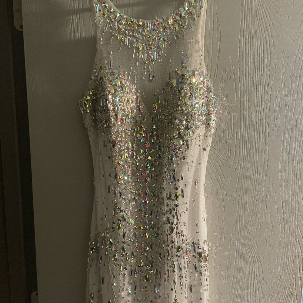 Beautiful Sequins Dress worn 1 time! Size 2!